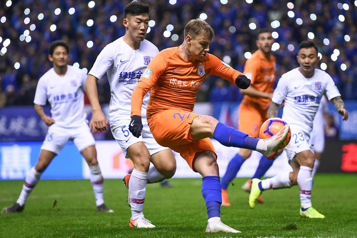 jiuyou-蒂姆迎来十五赛季出色发挥，拜仁观众热烈欢呼！引发球迷热议-jiuyou